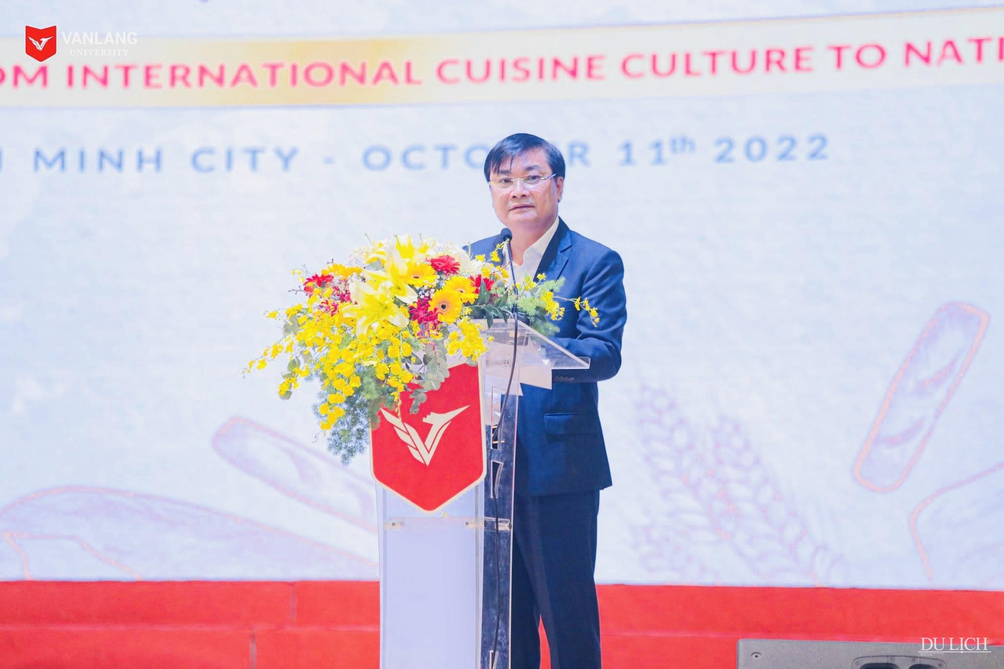 Nhà báo Nguyễn Ngọc Toàn – Tổng Biên tập Báo Thanh Niên chia sẻ tại Hội thảo khoa học quốc tế